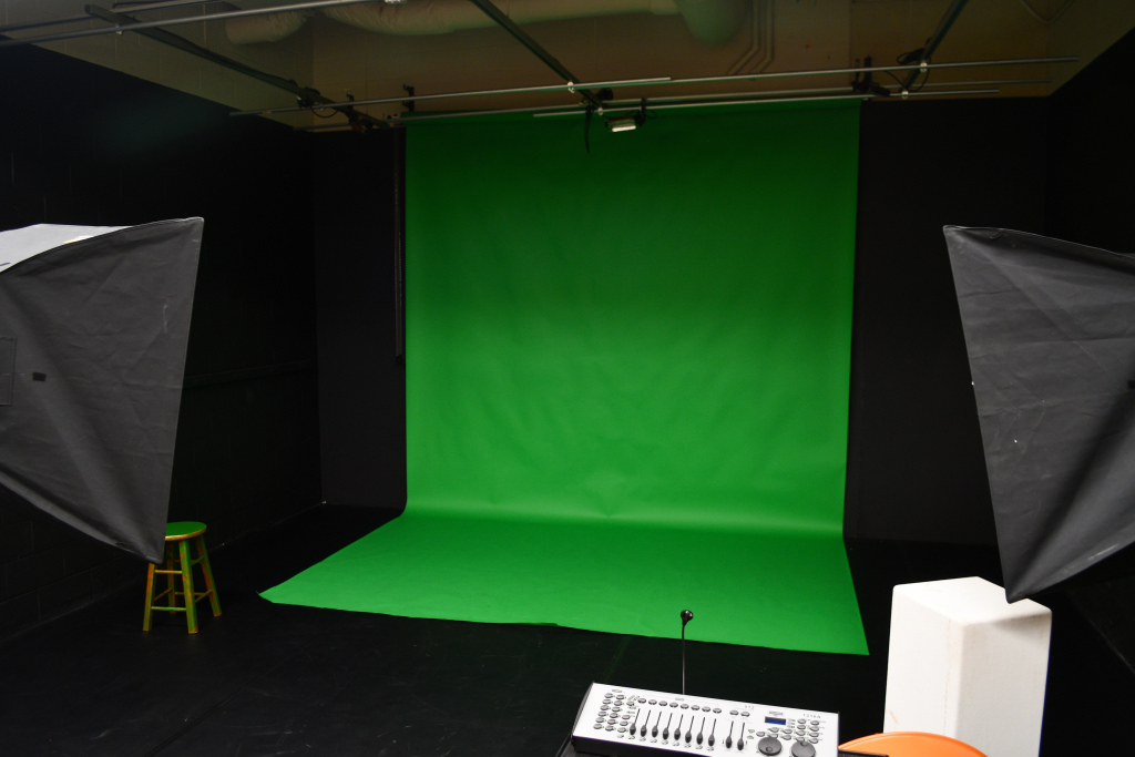 Camera in front of a green screen inside the Digital Arts and Visualization Space