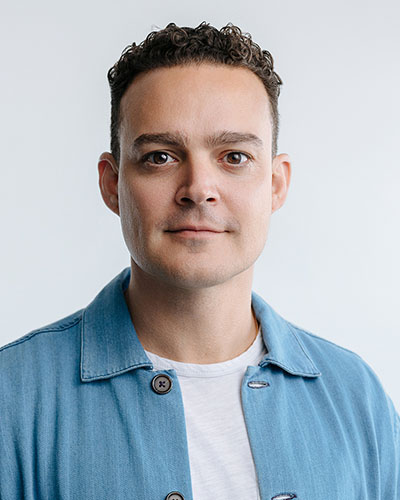 Mark Menjivar