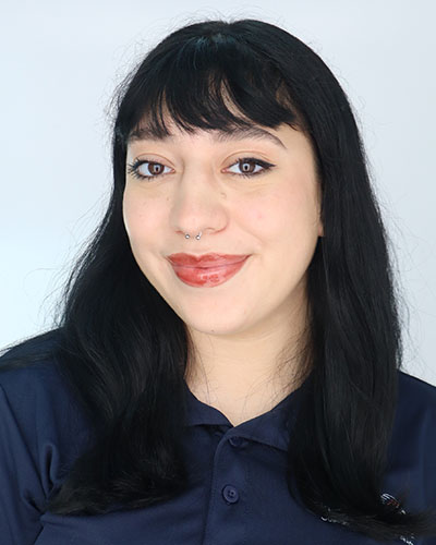 Daniela R.