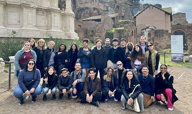 Group of students in front of Palatine Hill