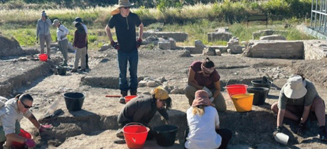 Archaeology students Tanya Campbell, Nicholas Castro, Eva Fountain, Mia Kaepp, Hayden Rockov, and Angelica Perez excavate the central area of the Roman building at Forum Sempronii